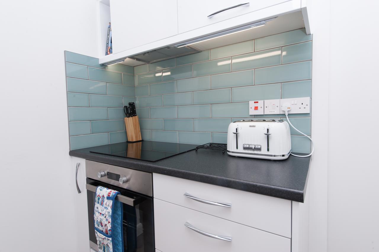 רמסגייט Two Bed Ground Floor Apartment, Sleeps Six, Free Parking And High Speed Wifi מראה חיצוני תמונה